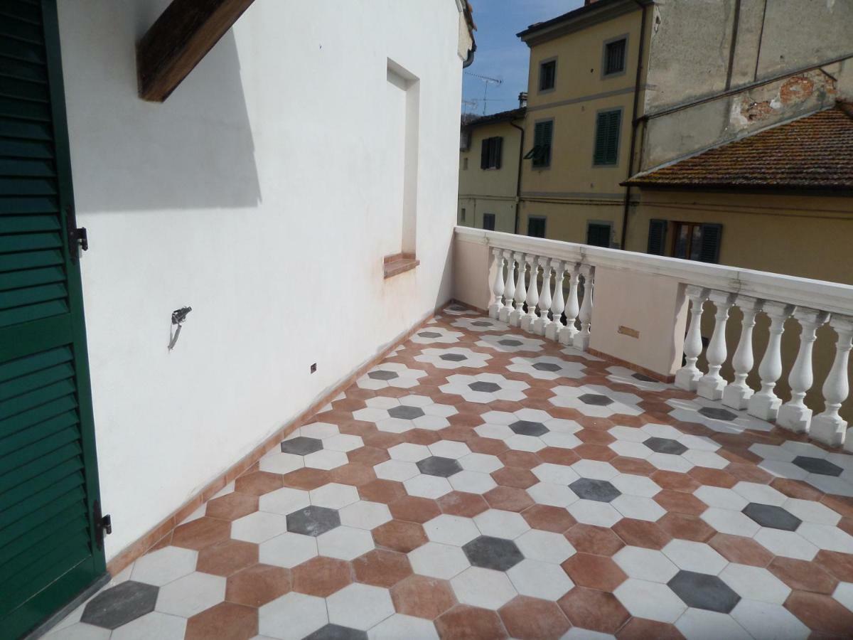 帕拉亚La Terrazza公寓 外观 照片